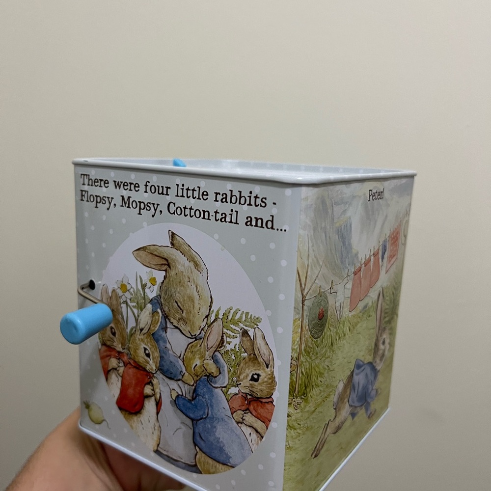Peter Rabbit Music jack in the Box - Picture 4 of 5